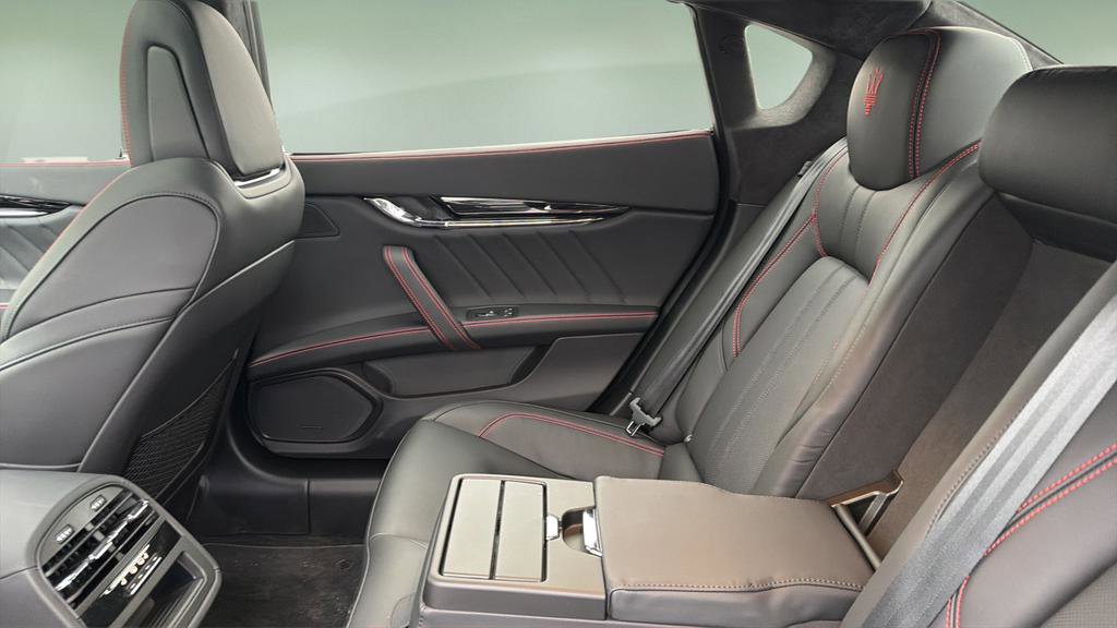 Certified 2023 Maserati Quattroporte Modena Q4 image 25