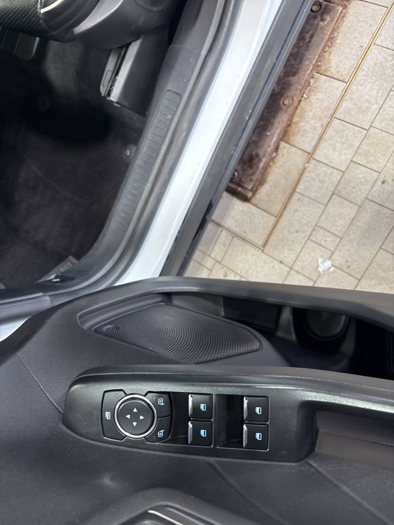 Used 2023 Ford Escape Active image 13