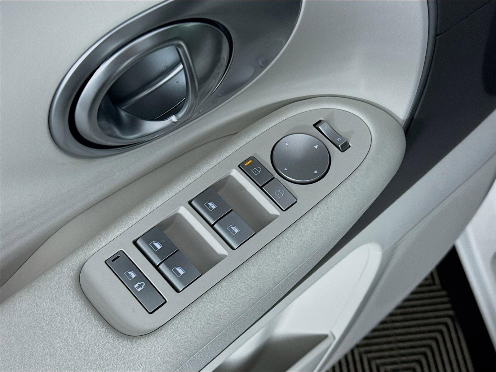 New 2026 Hyundai Ioniq 9 SE image 19