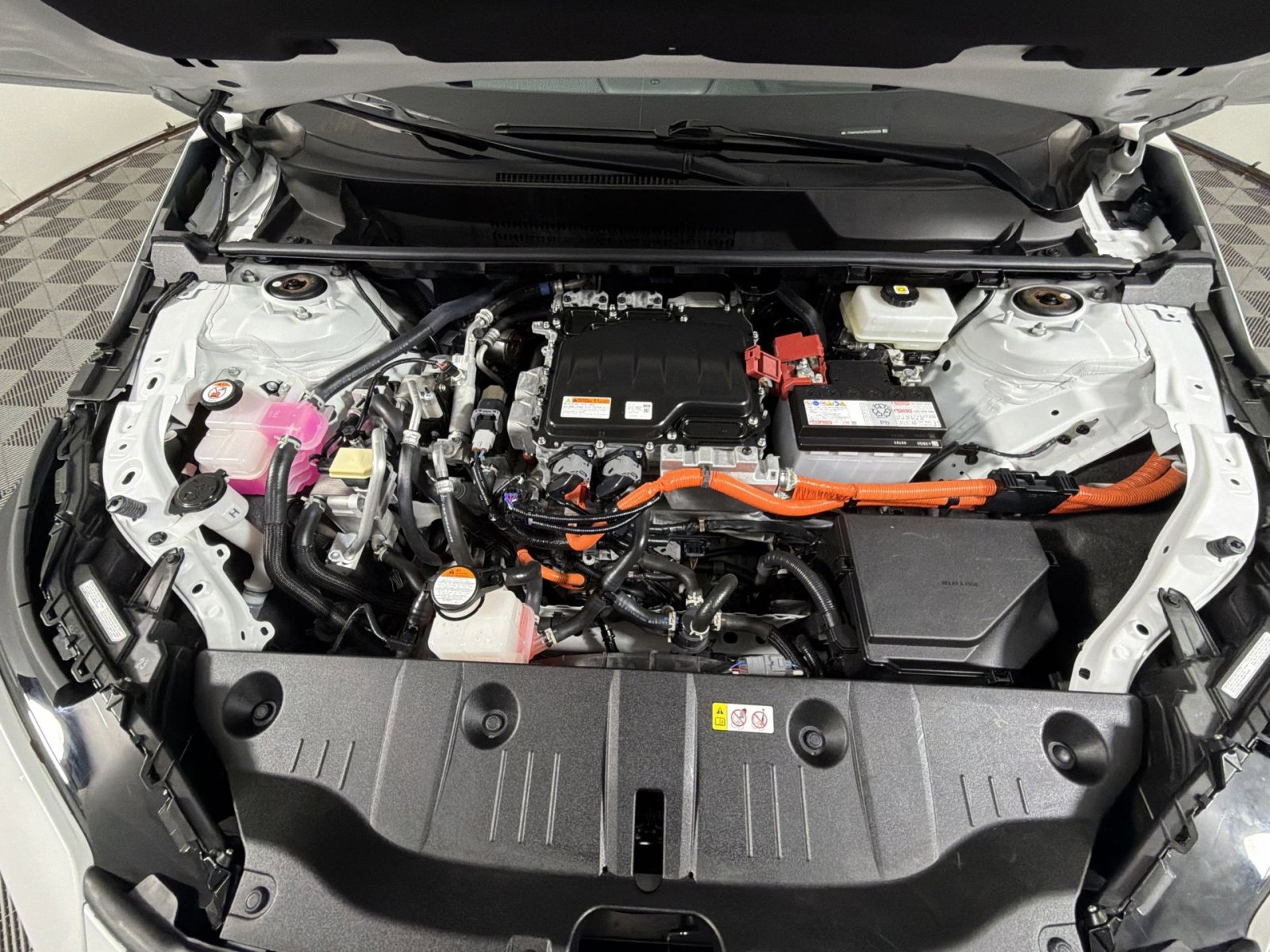 Used 2023 Toyota bZ4X XLE image 28