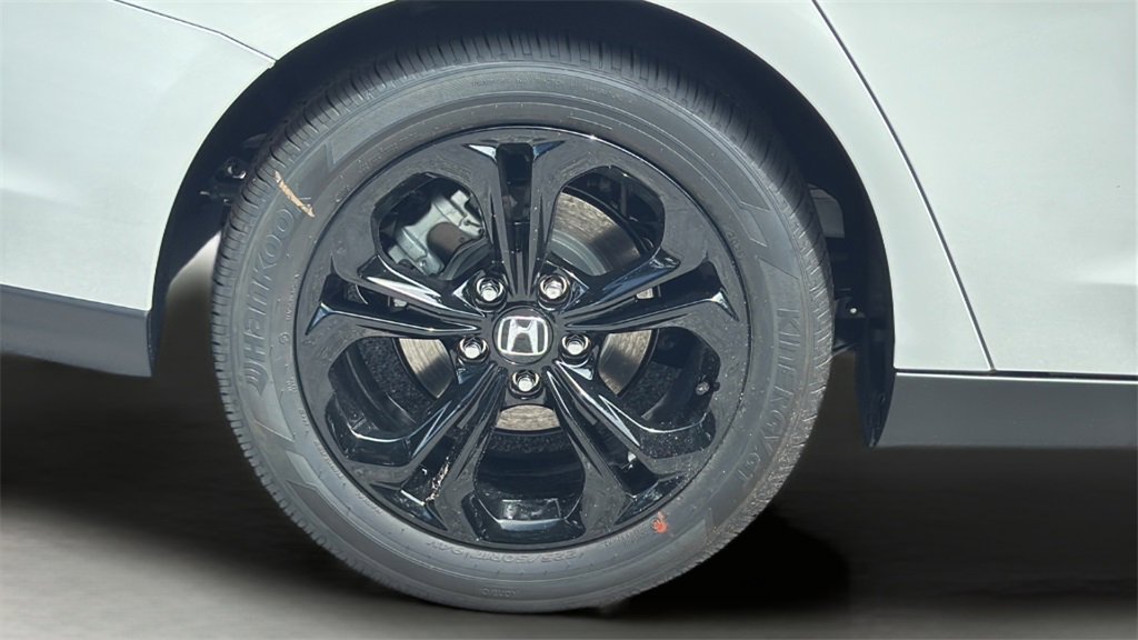 New 2025 Honda Accord SE image 19
