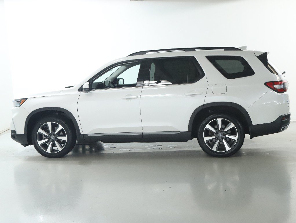 Used 2024 Honda Pilot Elite image 40