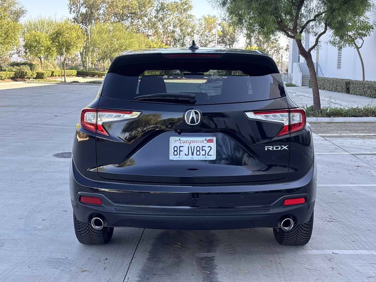 Used 2019 Acura RDX w/ Technology Package FWD image 4
