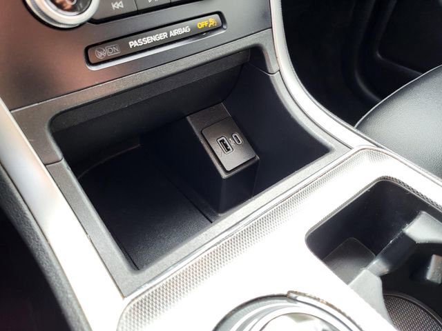 Used 2022 Ford Edge SEL image 11