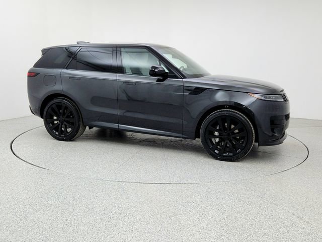 New 2026 Land Rover Range Rover Sport Dynamic SE image 3