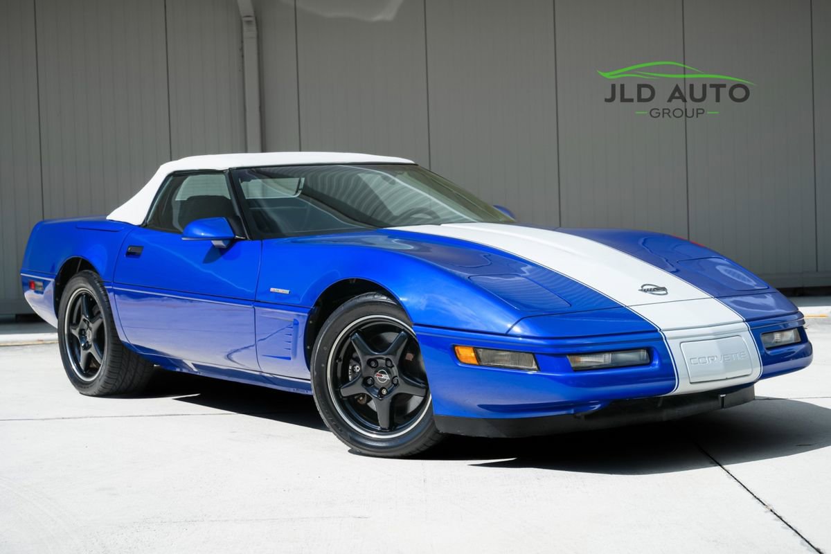 Used 1996 Chevrolet Corvette Convertible Grand Sport image 2