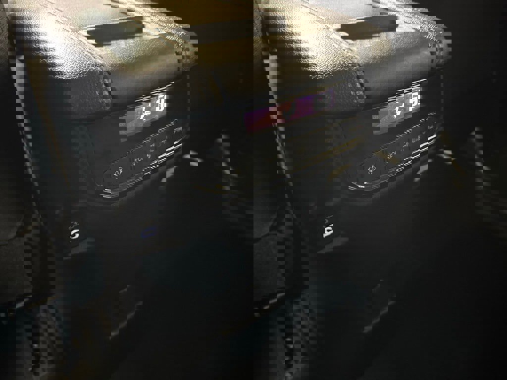 Used 2025 Toyota Grand Highlander AWD image 50