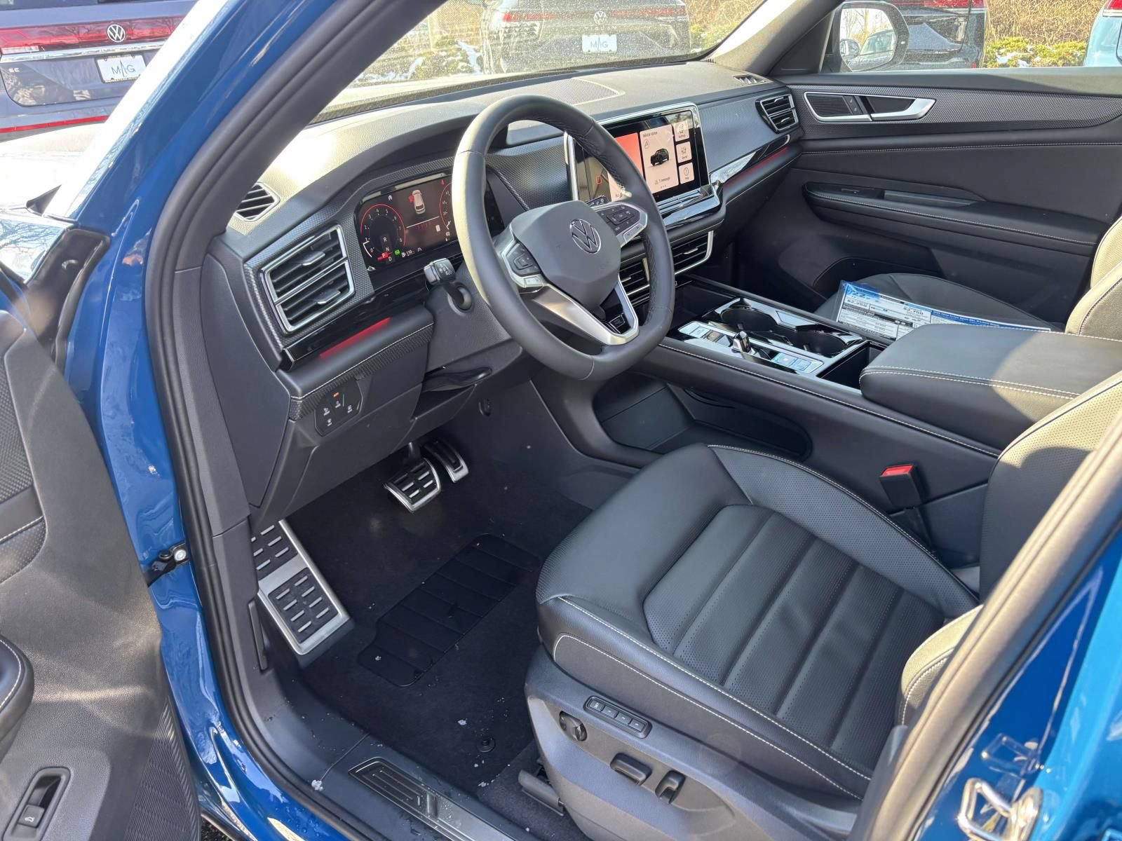 New 2026 Volkswagen Atlas Cross Sport SEL R-Line AWD/4WD image 24