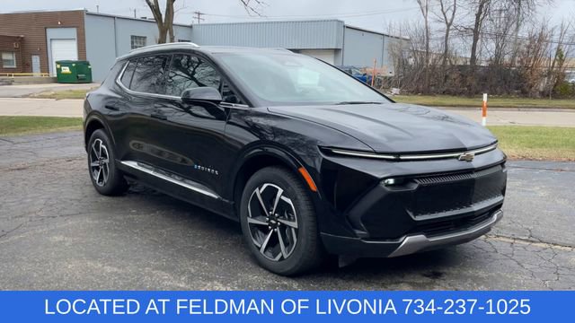 Certified 2024 Chevrolet Equinox EV LT image 2