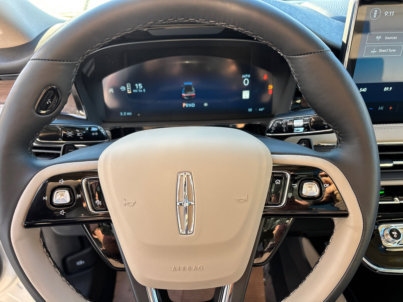 New 2026 Lincoln Corsair Reserve image 16