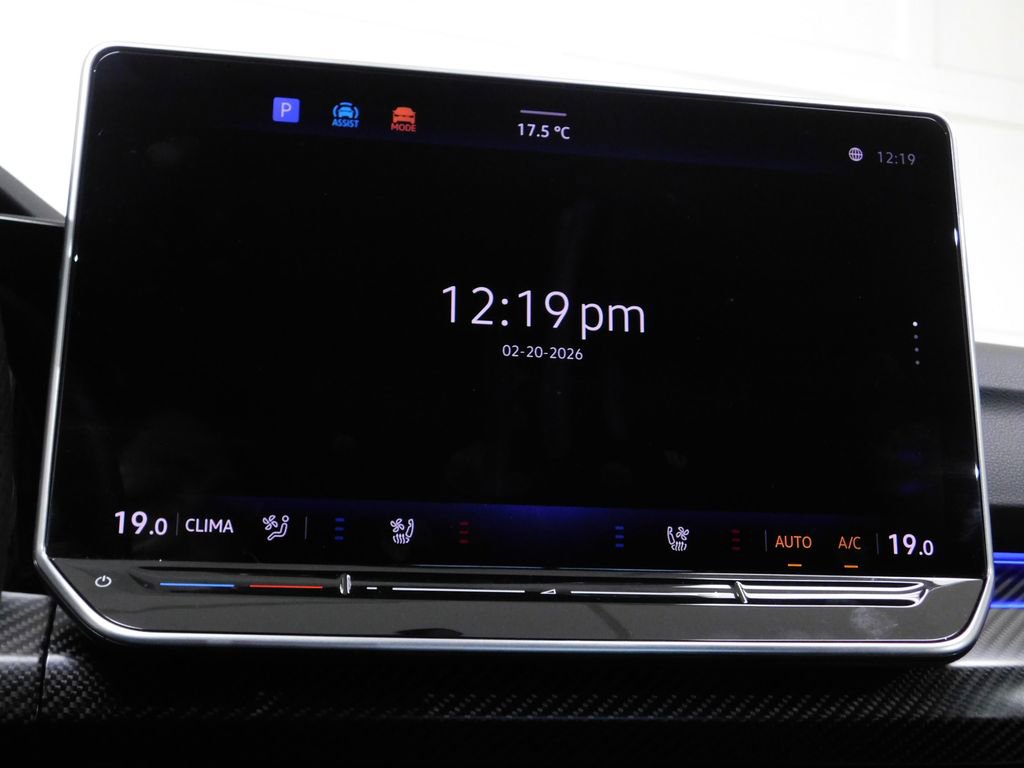 Used 2025 Volkswagen Golf R Black Edition image 58