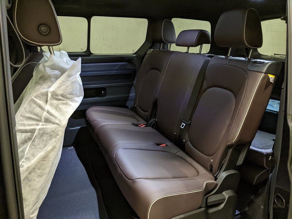 New 2025 Volkswagen ID. Buzz Pro S image 23