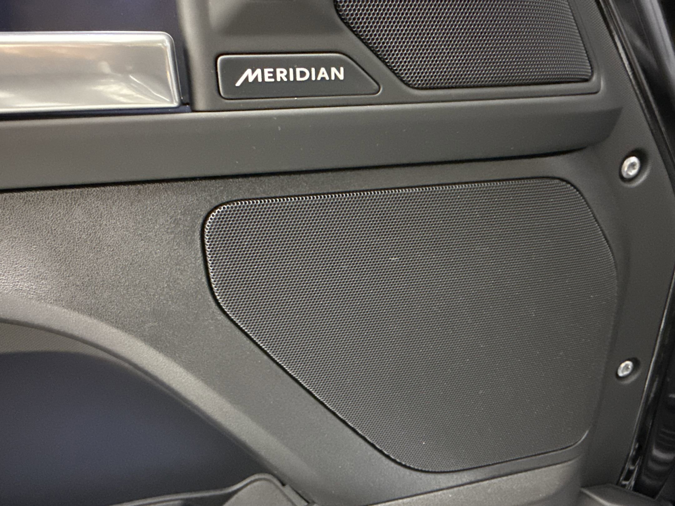 New 2026 Land Rover Defender 130 S AWD/4WD image 18