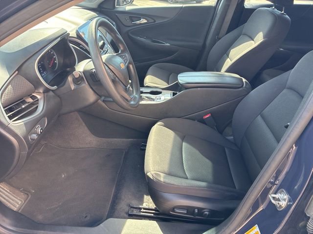 Used 2025 Chevrolet Malibu LT image 17