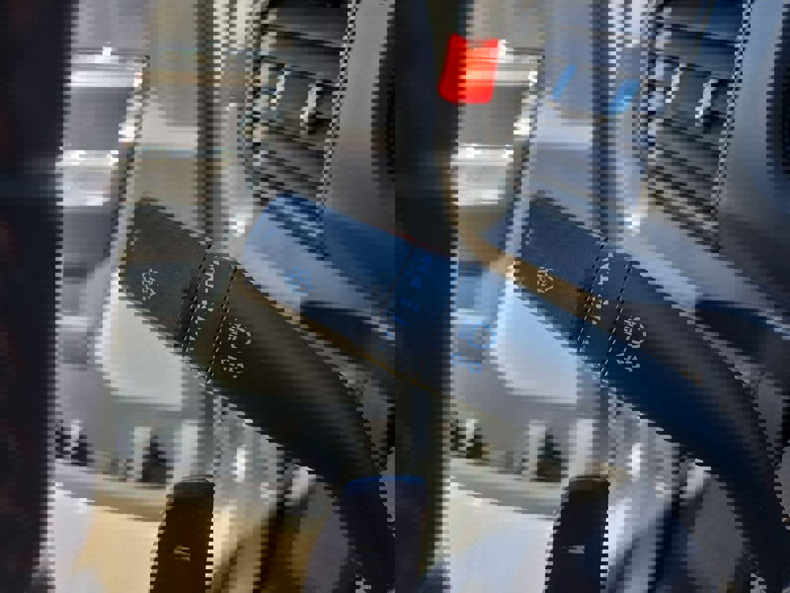 Used 2024 Ford F150 Raptor image 25