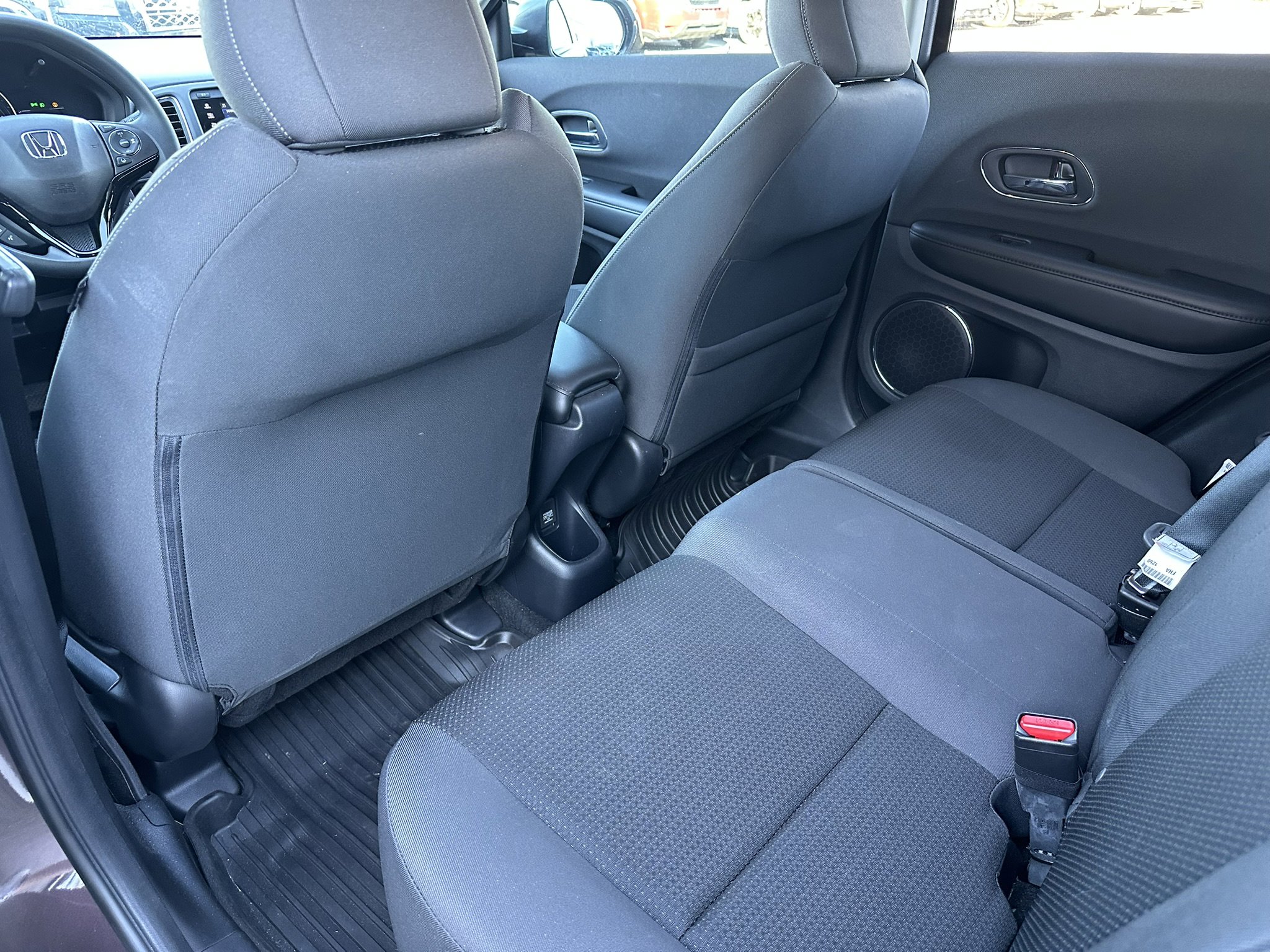 Used 2022 Honda HR-V EX image 11