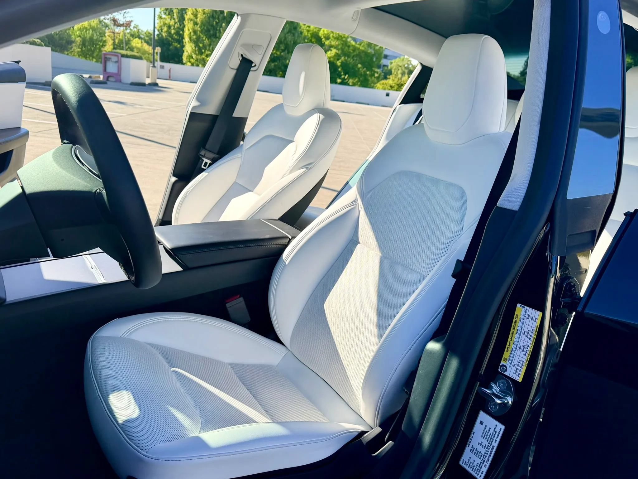 Used 2024 Tesla Model 3 Standard Range RWD image 24