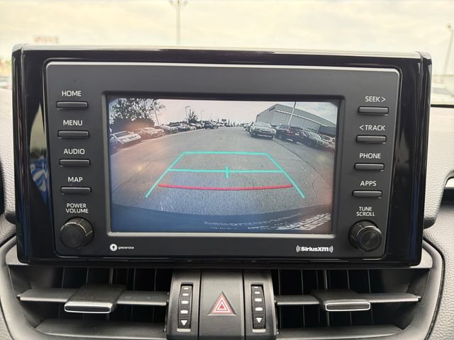 Used 2020 Toyota RAV4 XLE Premium FWD image 13