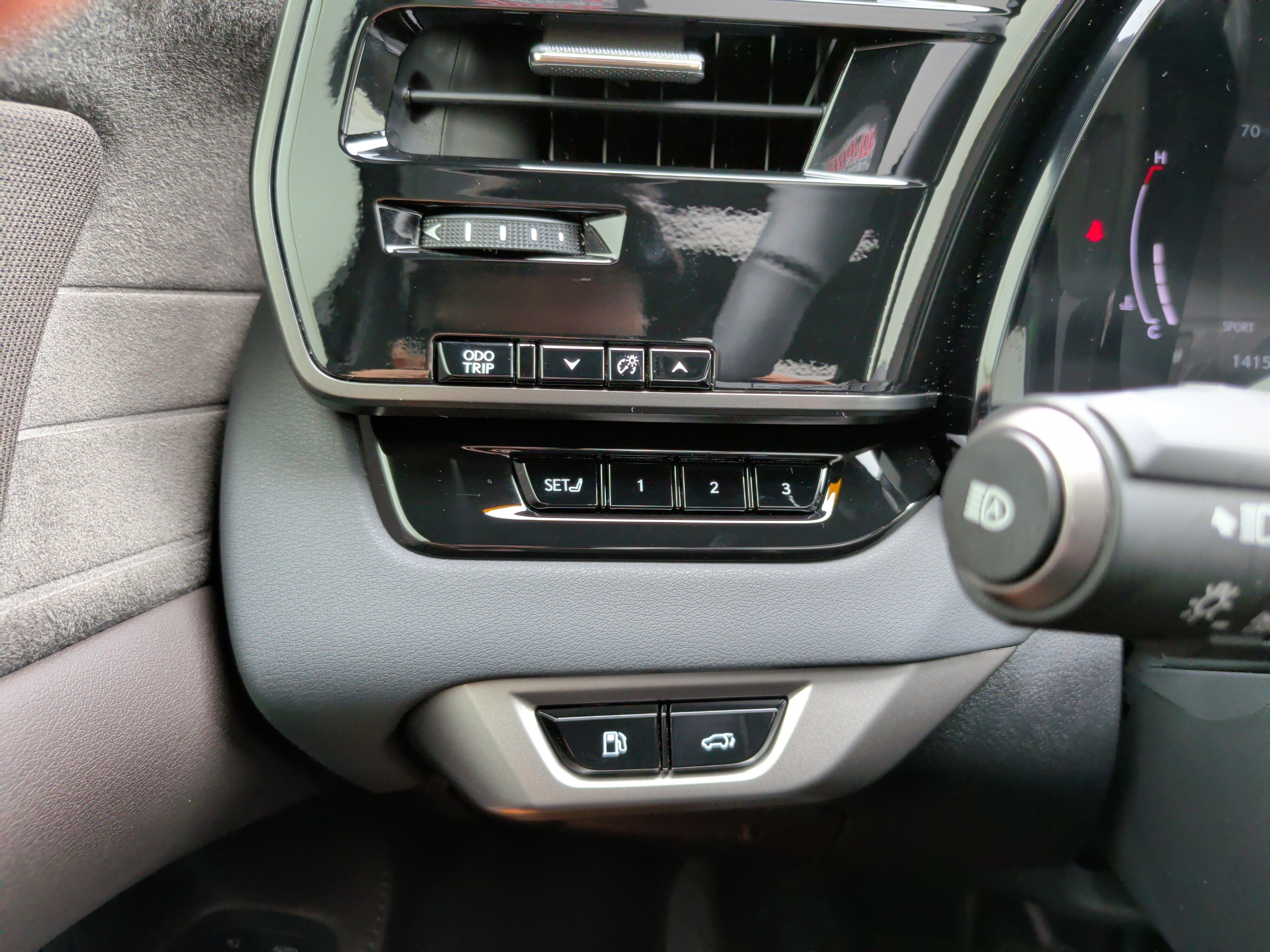 Used 2024 Lexus RX 350 image 39