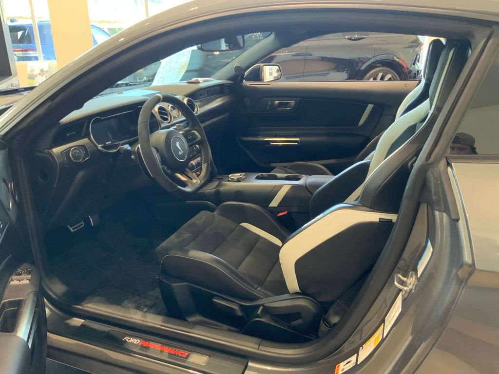Used 2022 Ford Mustang Shelby GT500 w/ Handling Package RWD image 14