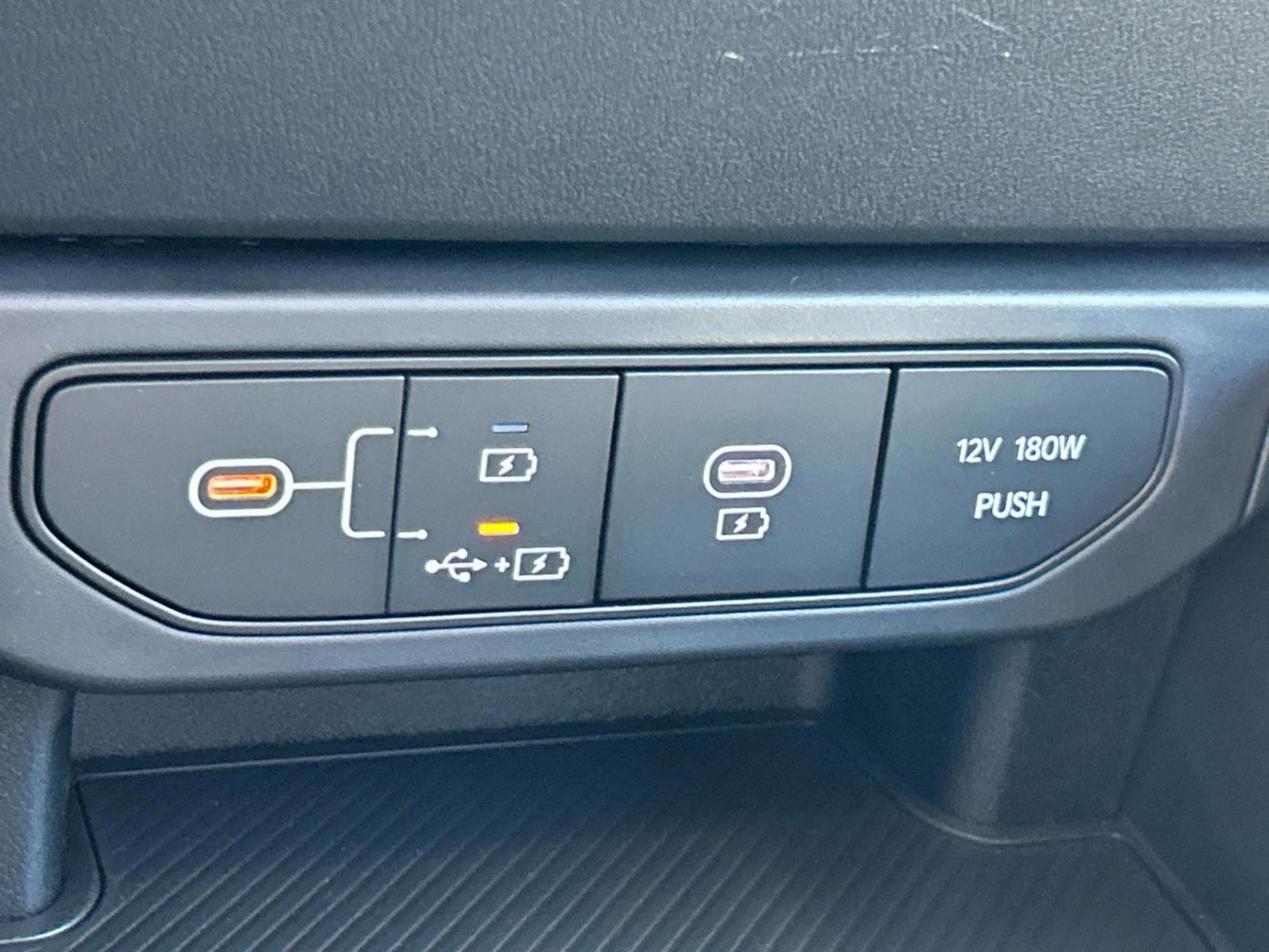 New 2025 Kia K4 LXS image 29