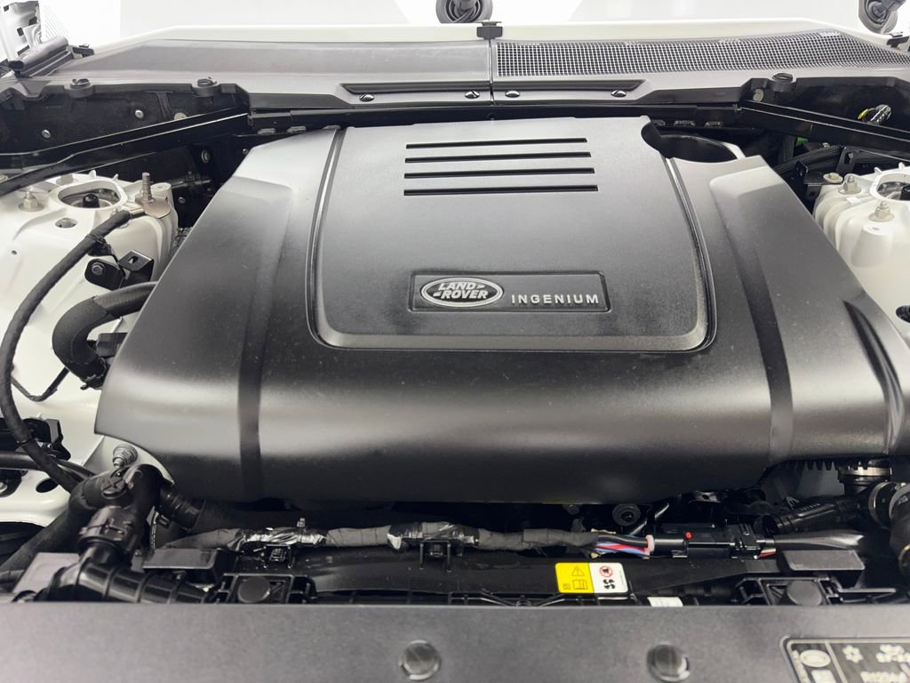 Used 2025 Land Rover Defender 110 S image 73