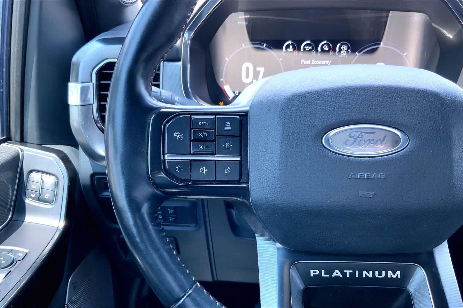 Used 2021 Ford F150 Platinum w/ FX4 Off-Road Package AWD/4WD image 24