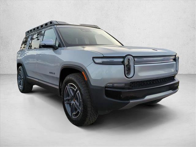 Used 2026 Rivian R1S Adventure image 3