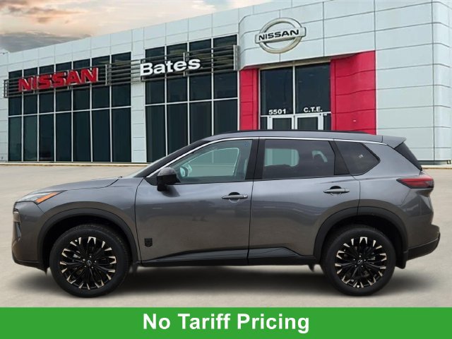 New 2026 Nissan Rogue Dark Armor FWD image 3