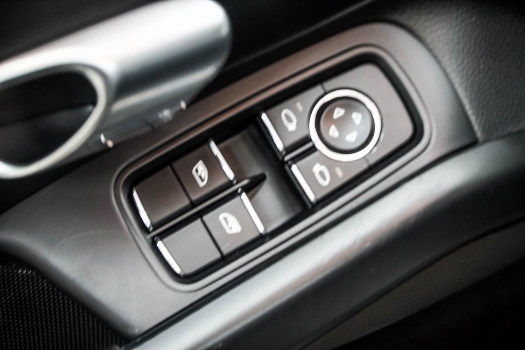 Used 2021 Porsche 718 Boxster image 40