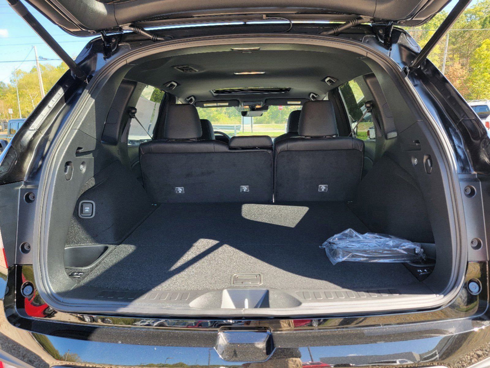 Used 2025 Honda Passport Black Edition image 11