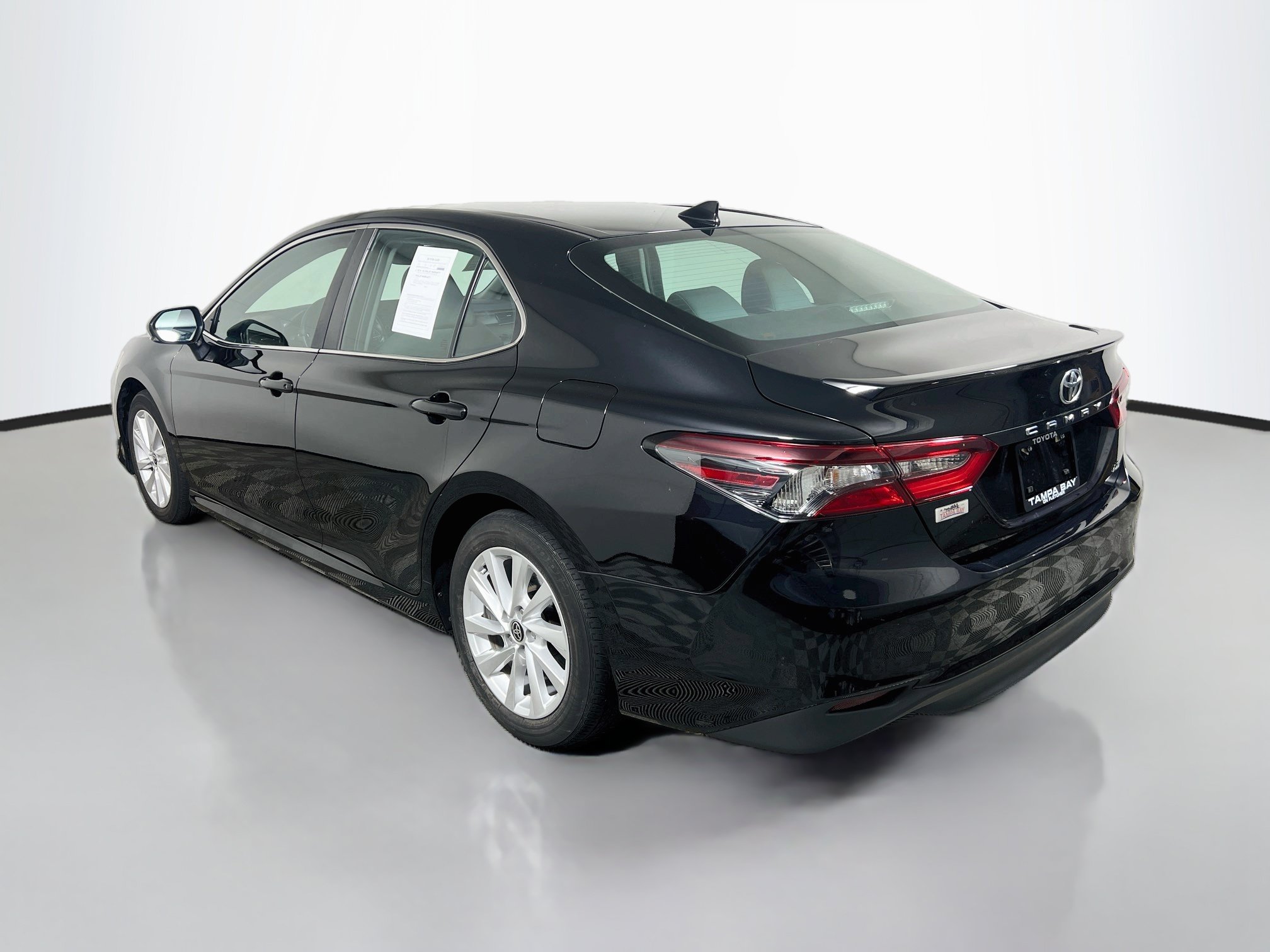 Used 2024 Toyota Camry LE w/ Convenience Package FWD image 8