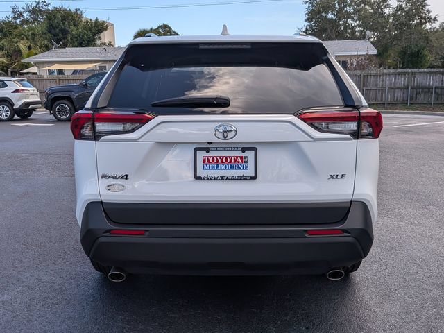 Used 2025 Toyota RAV4 XLE FWD image 4