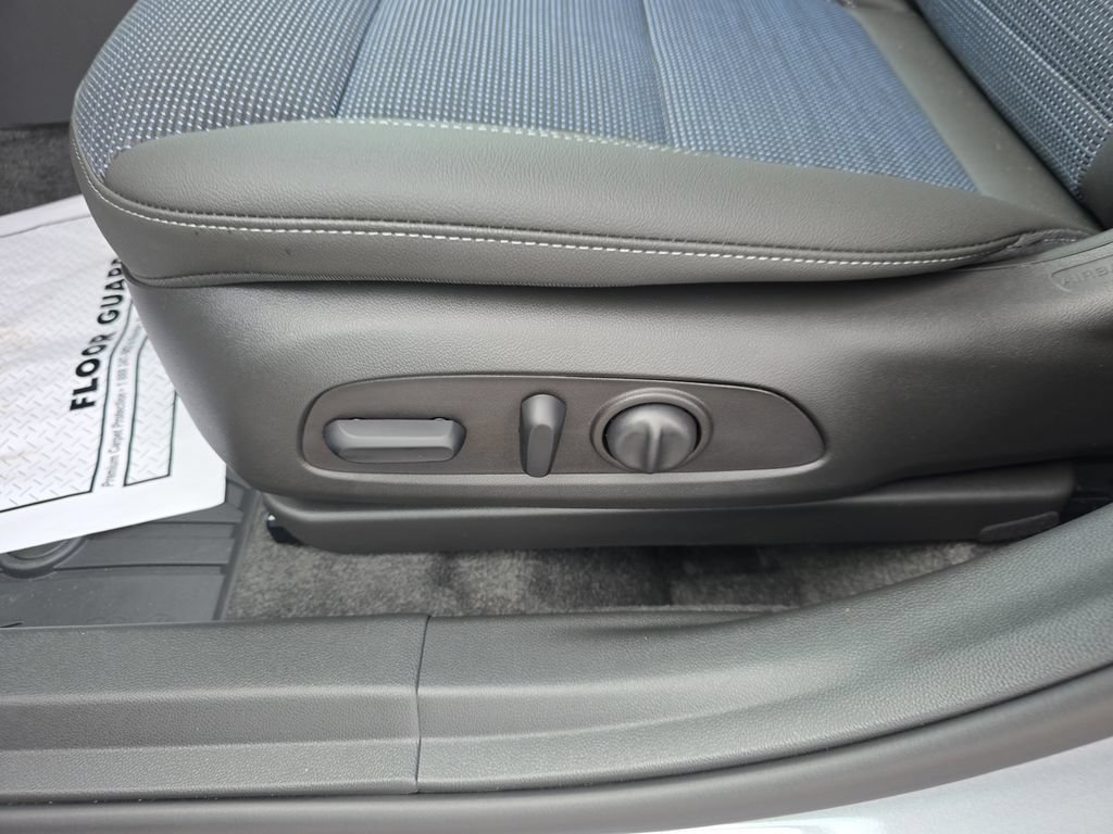 New 2026 Buick Envista Sport Touring w/ Convenience I Package FWD image 12