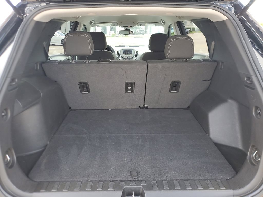 Used 2022 Chevrolet Equinox LS w/ LS Convenience Package image 6
