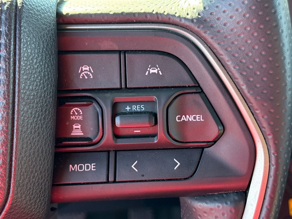 Used 2025 Toyota 4Runner TRD Off-Road image 25