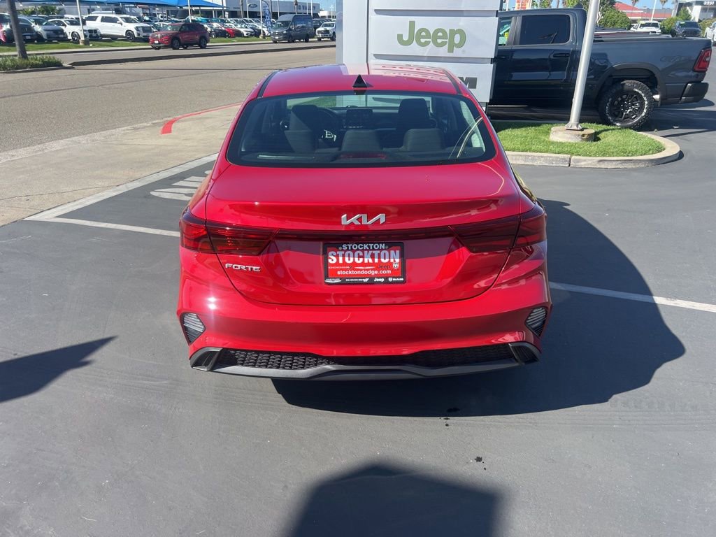 Used 2024 Kia Forte LXS image 11