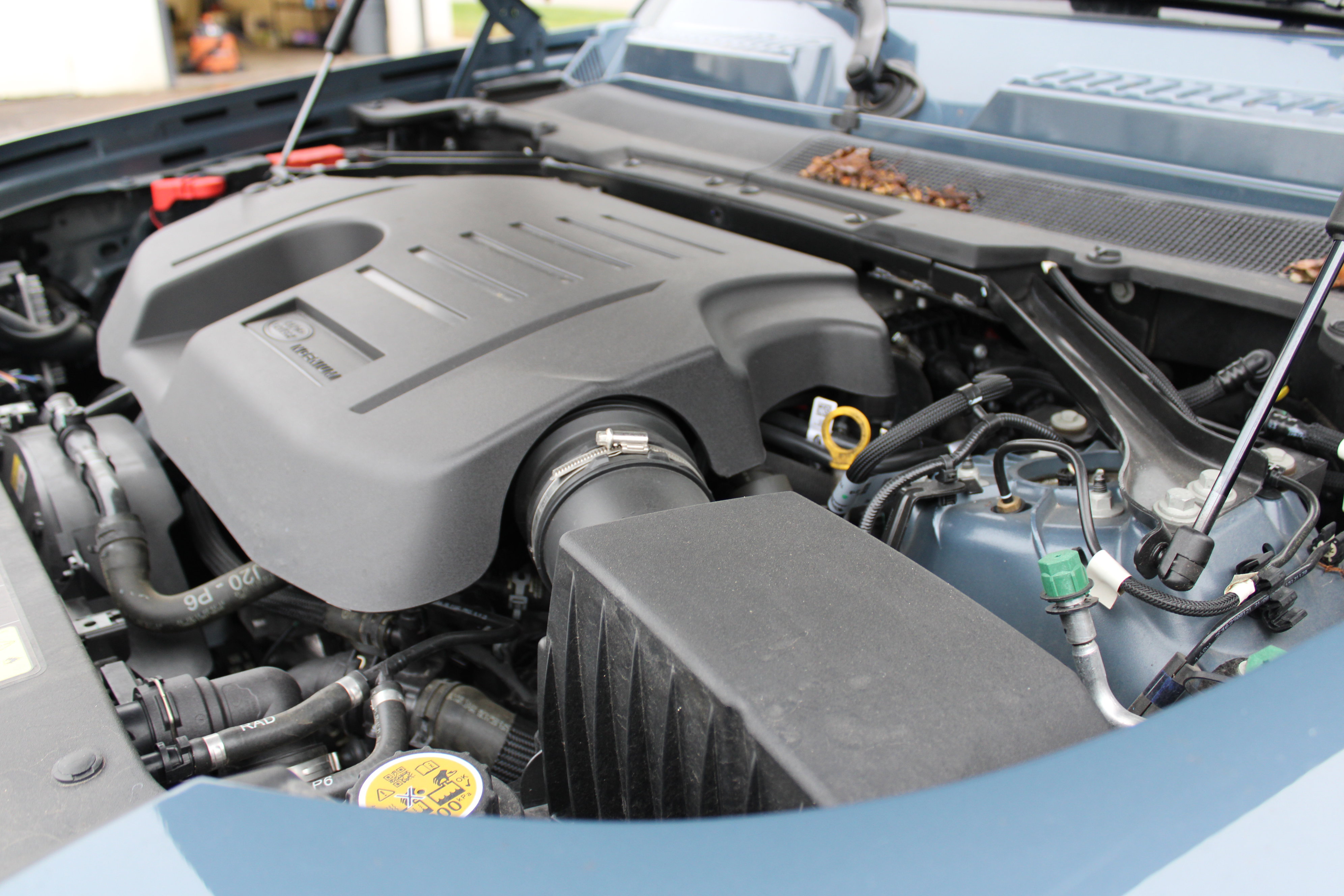 Used 2024 Land Rover Defender 110 S image 90