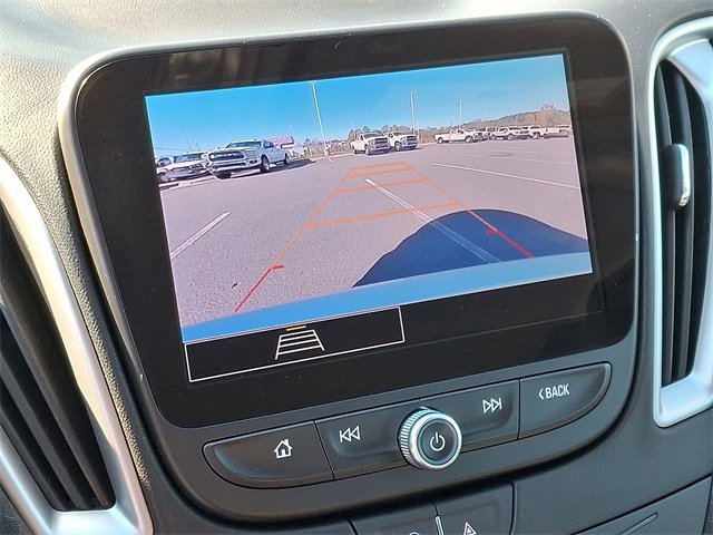 Used 2024 Chevrolet Malibu LT image 17