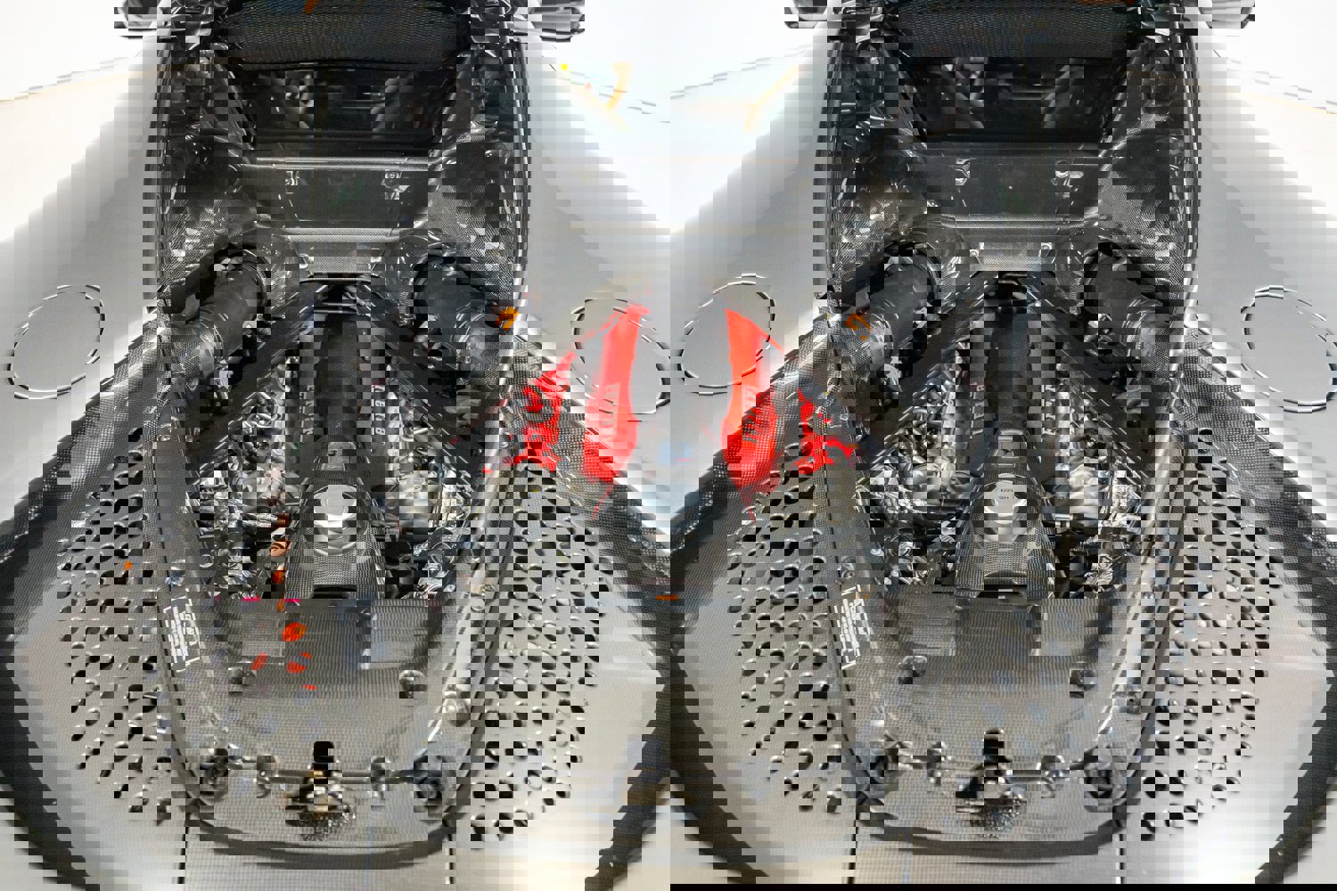 Used 2022 Ferrari SF90 Stradale image 49