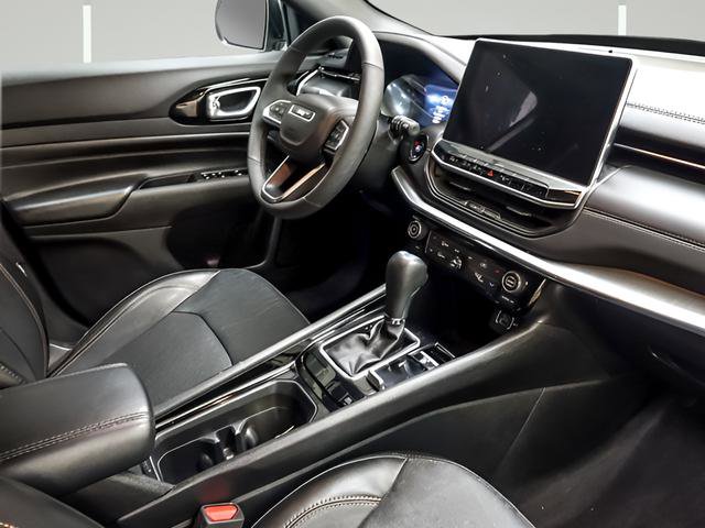 Used 2023 Jeep Compass Limited image 26