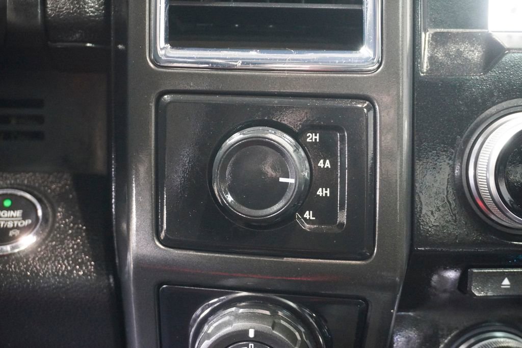 Used 2017 Ford F150 Lariat w/ Equipment Group 502A Luxury image 22