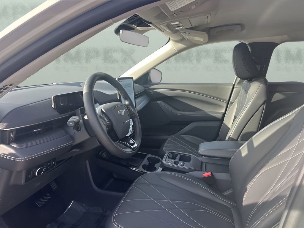 Used 2025 Ford Mustang Mach-E Select image 9