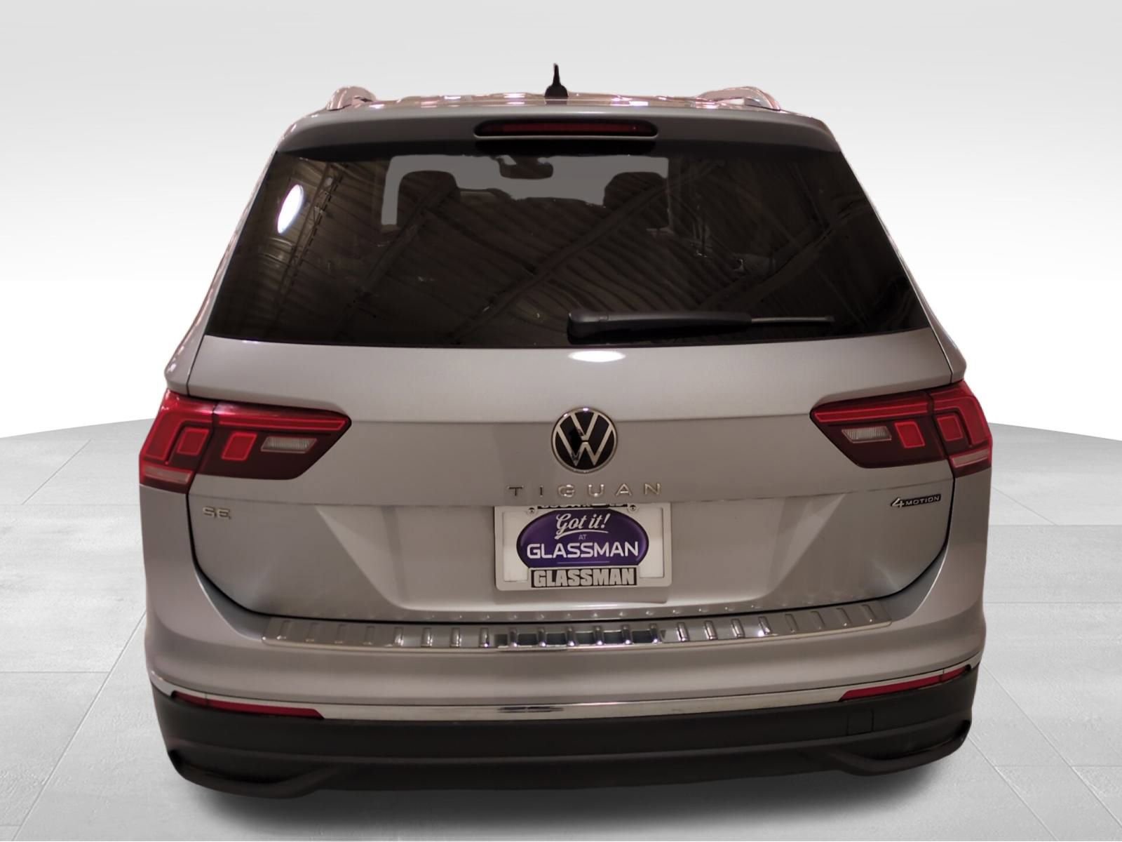 Used 2022 Volkswagen Tiguan SE image 5