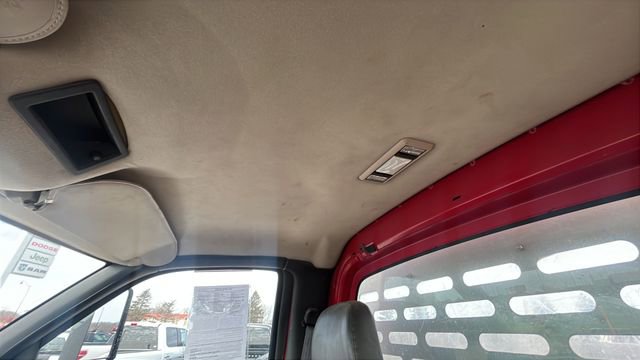 Used 2008 GMC TopKick C5500 2WD Regular Cab image 16