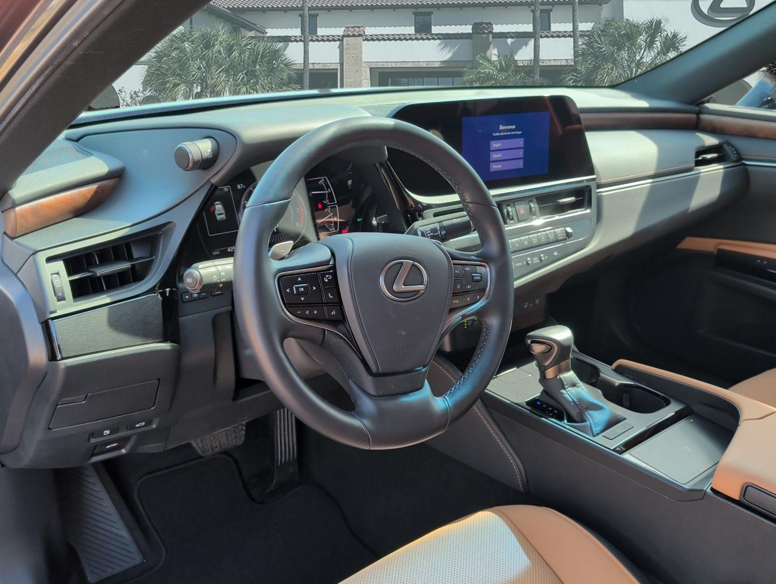 Certified 2025 Lexus ES 350 w/ Premium Package FWD image 12