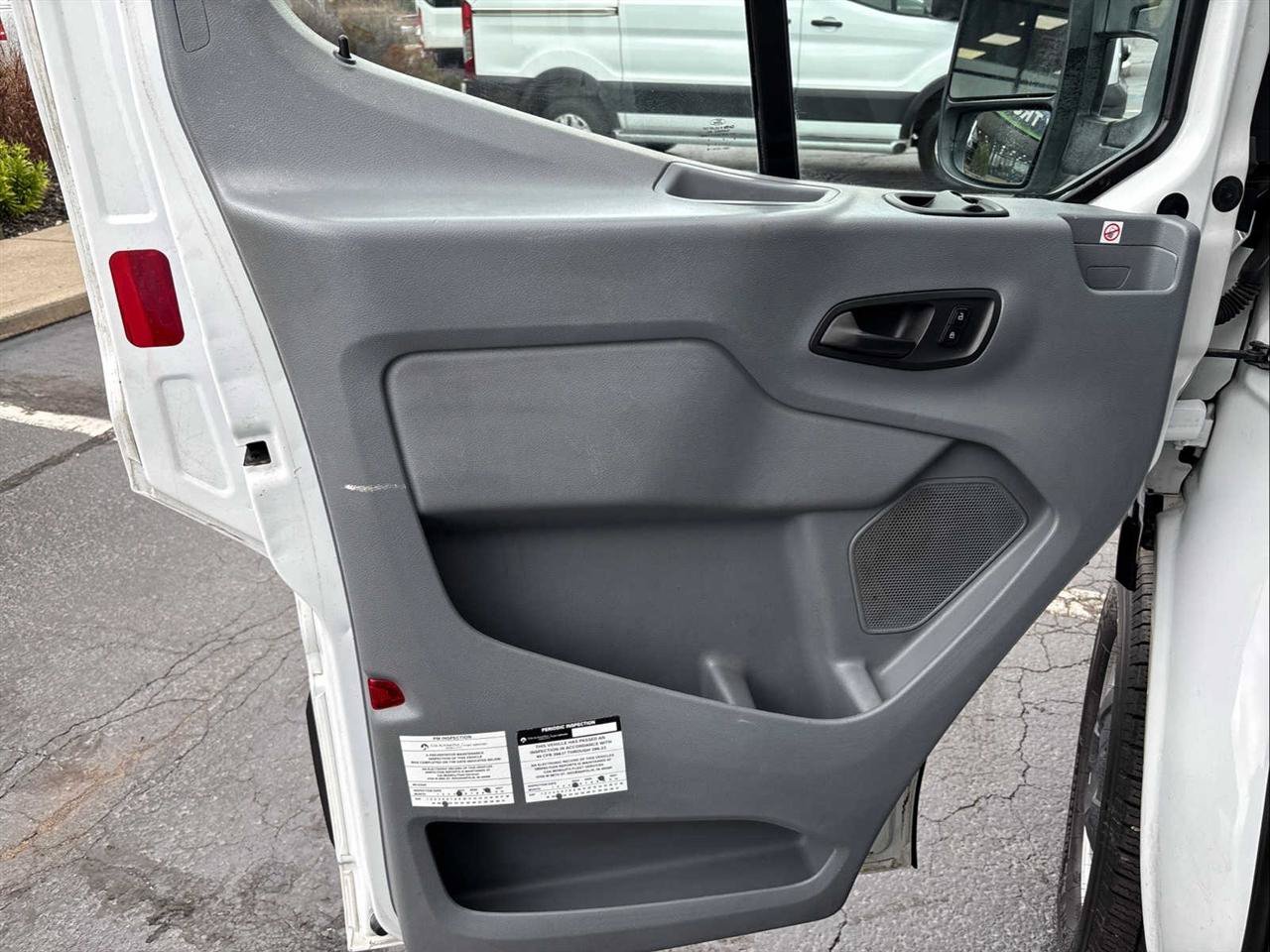 Used 2019 Ford Transit 250 138 RWD image 15