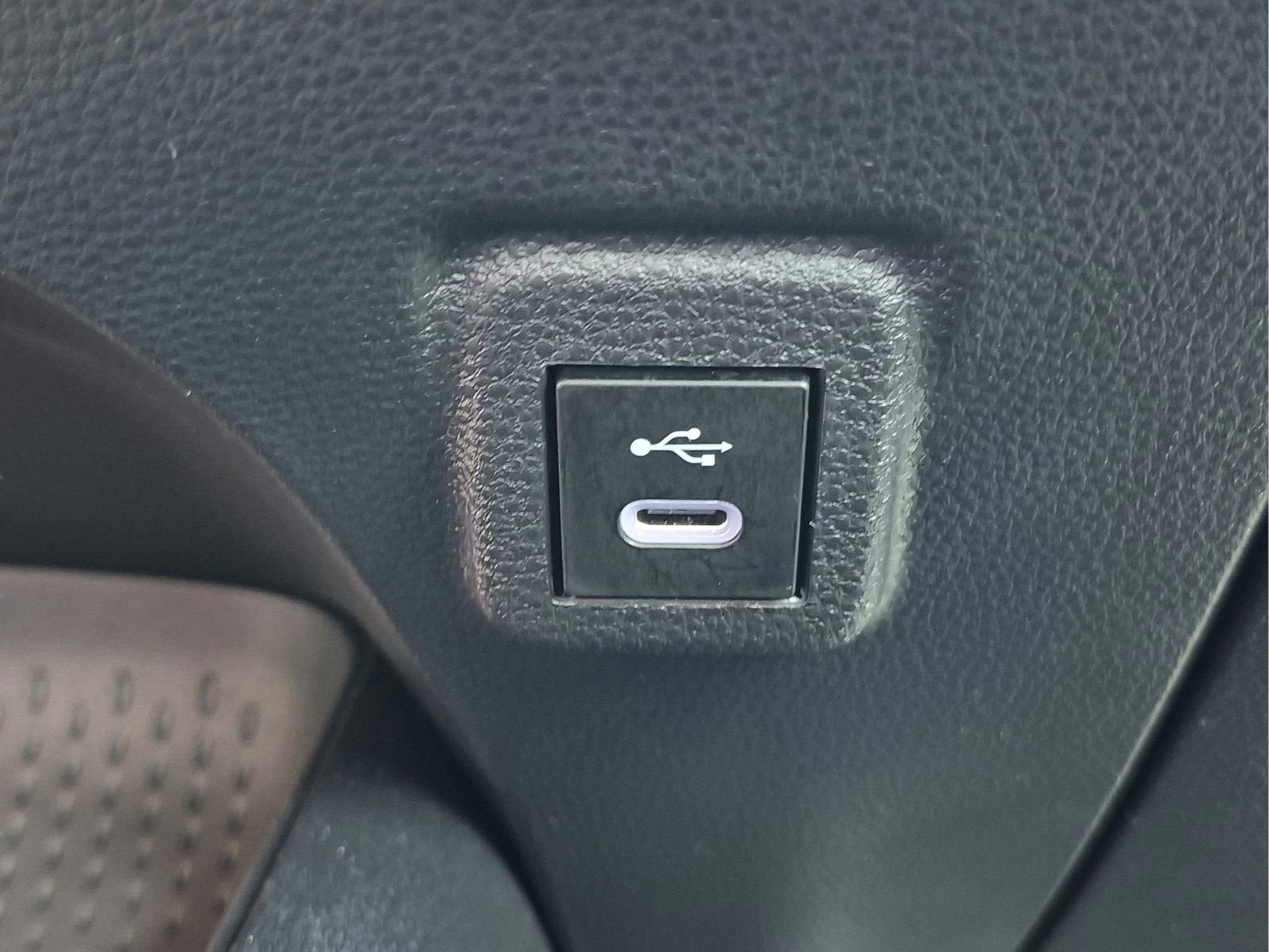 Used 2026 Toyota Corolla SE FWD image 27