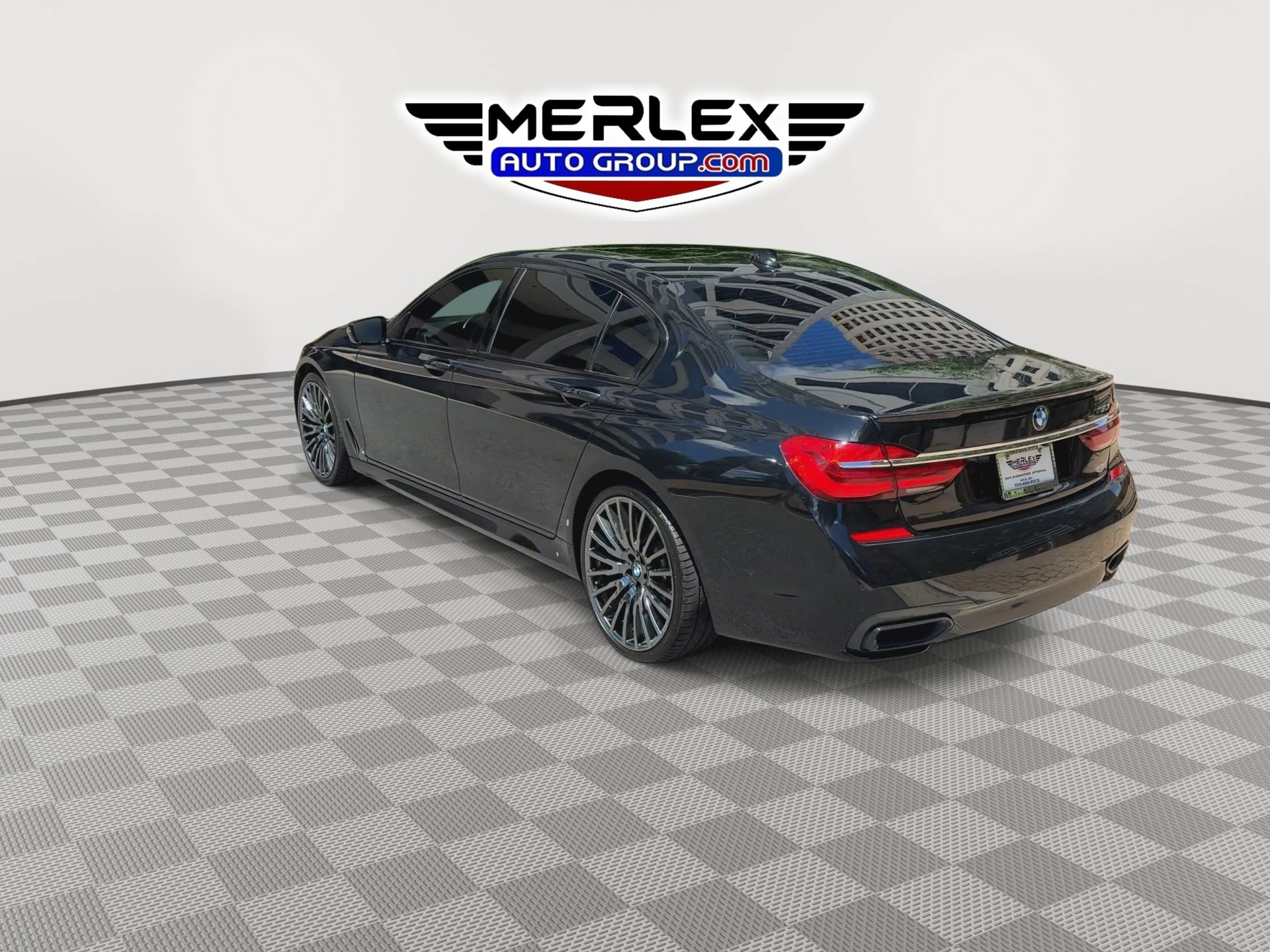 Used 2017 BMW 750i RWD image 6
