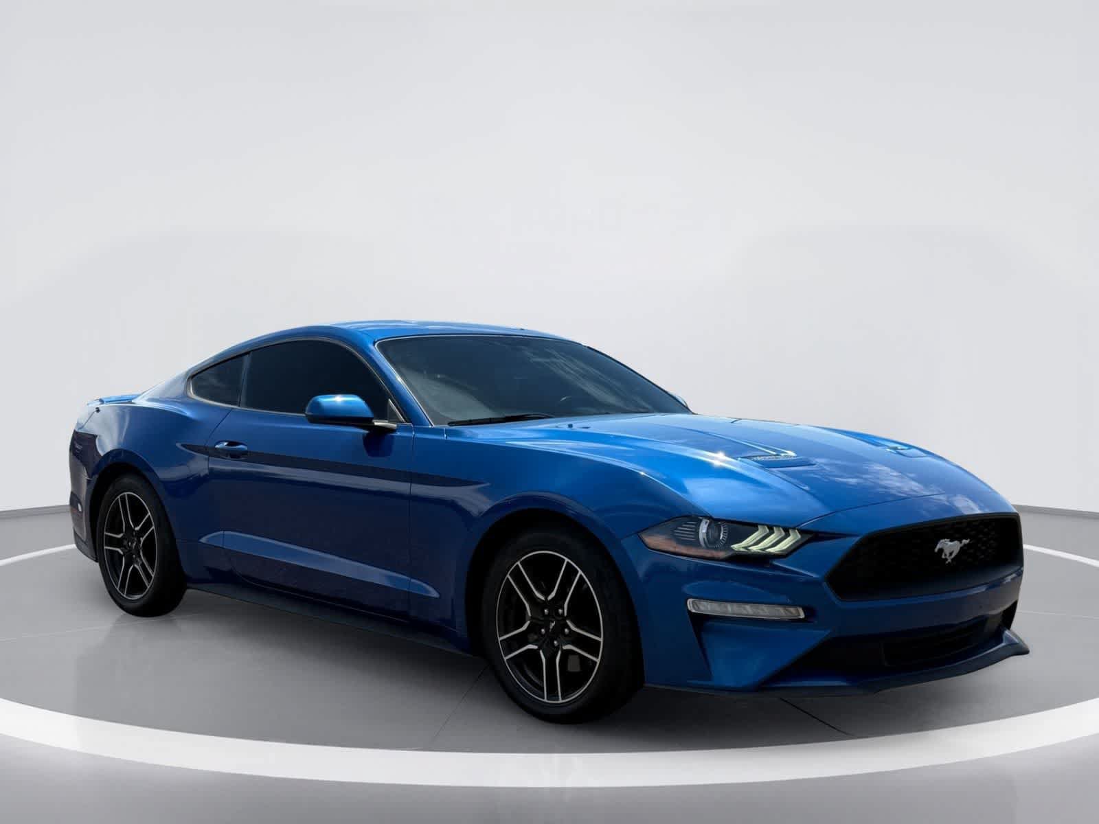 Used 2018 Ford Mustang Coupe w/ Equipment Group 101A RWD image 6